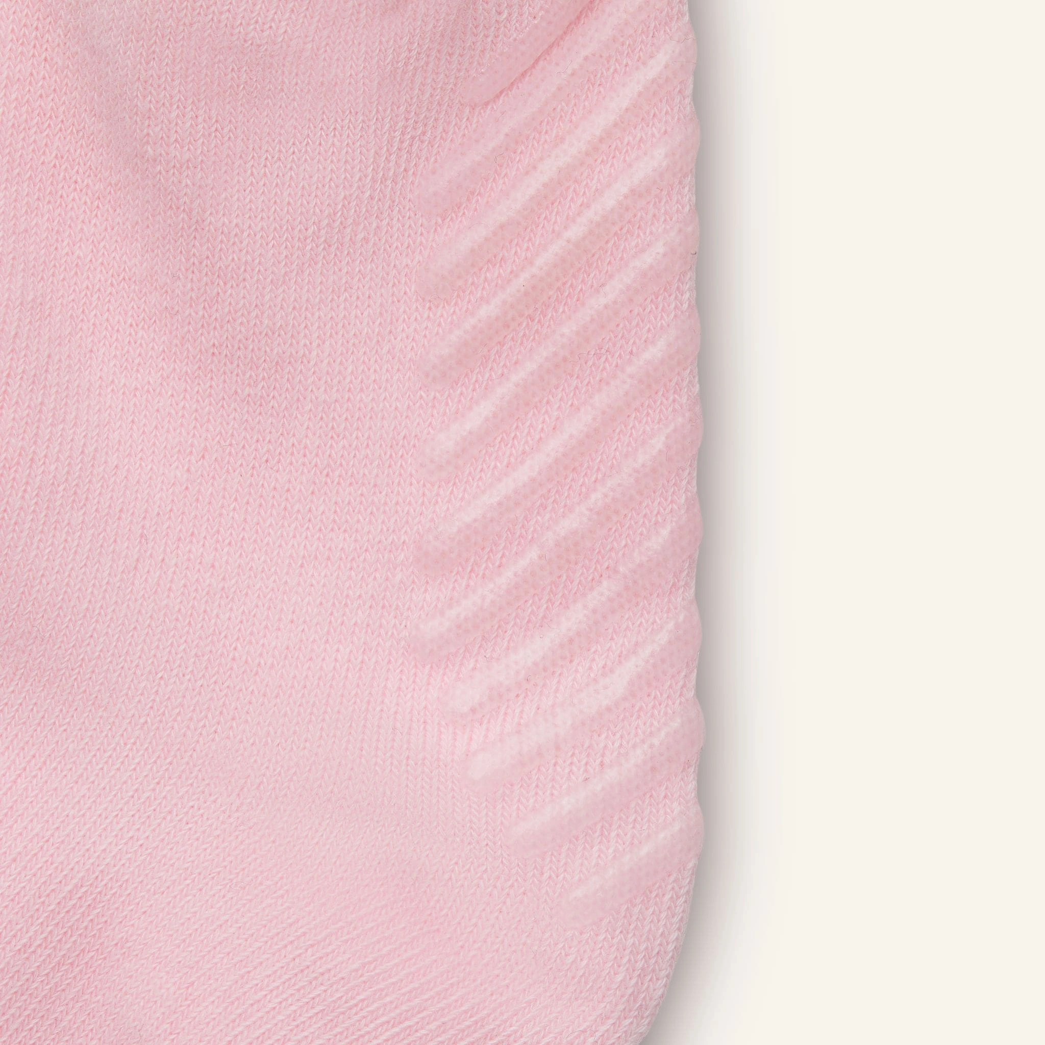 Cozy Crew Grip Socks for Little Adventurers: 4-Pack Fun!